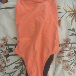 only worn a few times. too big for me. quality is like new